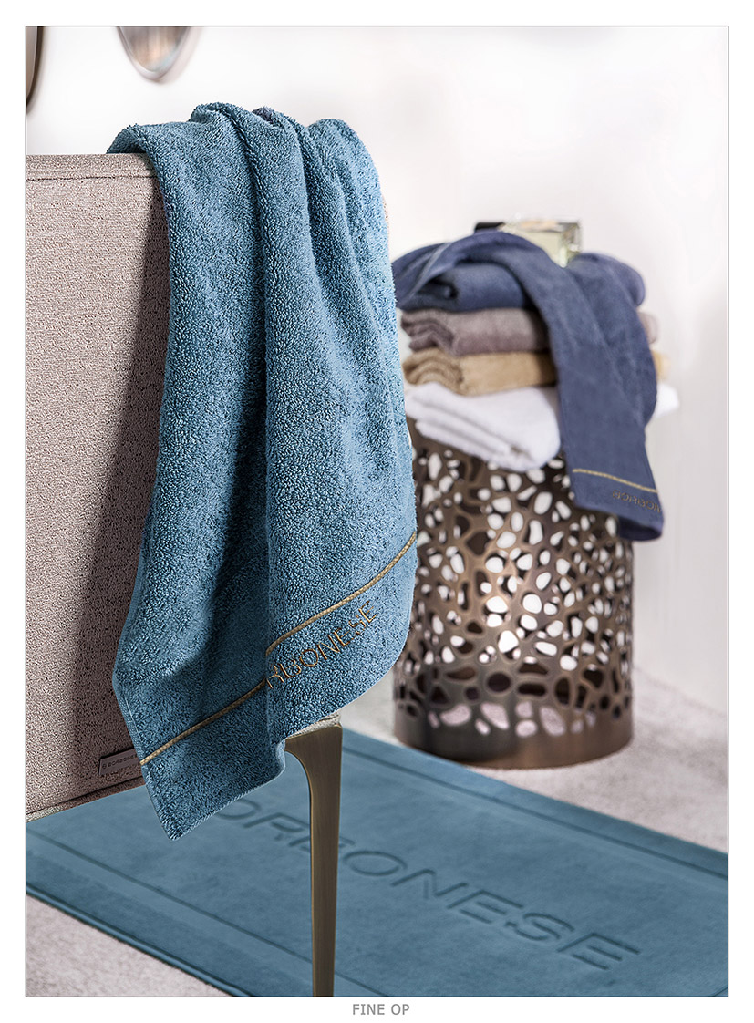 Fine Op Tappeto Bagno Borbonese